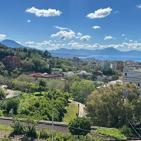 Nikita Casa Dei Limoni Napels